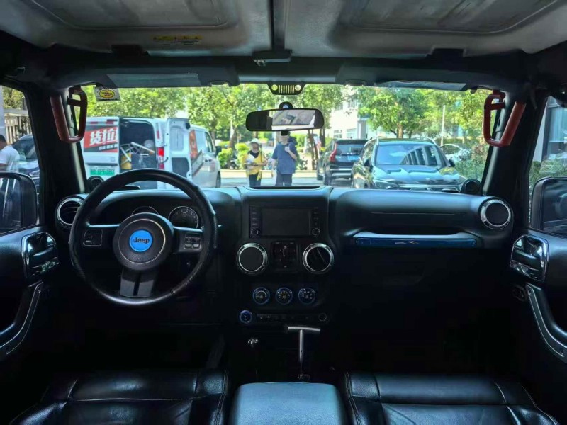 广州13年Jeep牧马人5