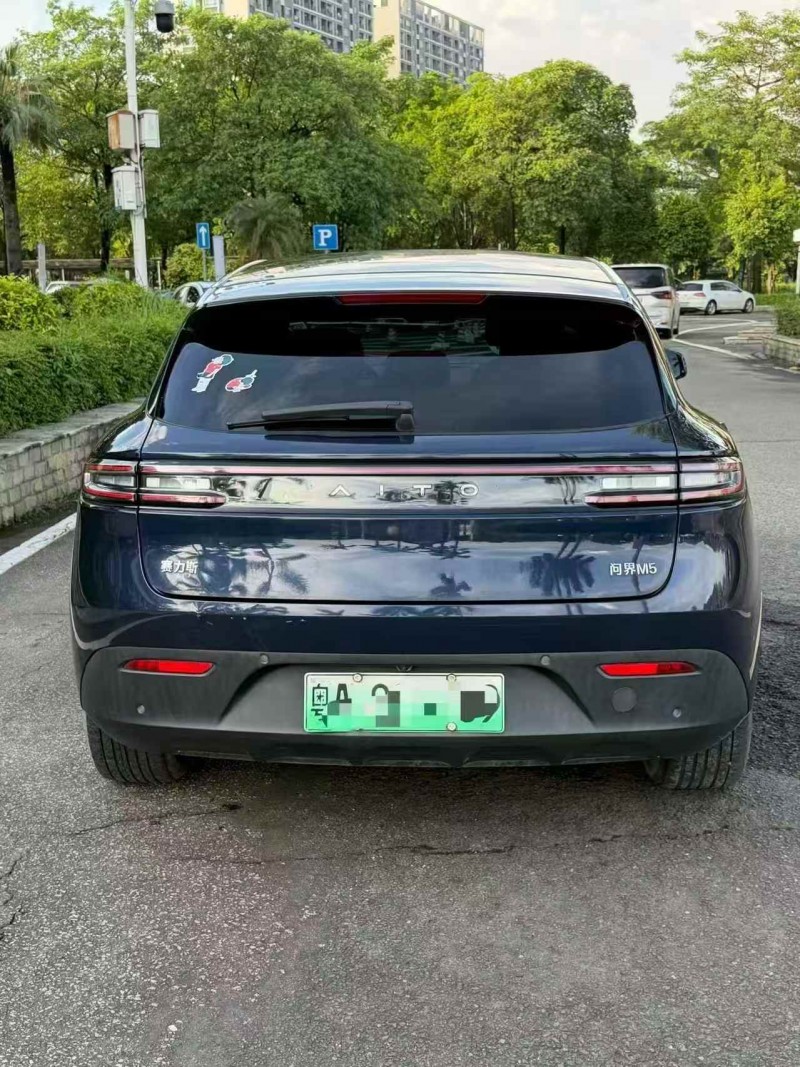 广州23年华为智选问界9