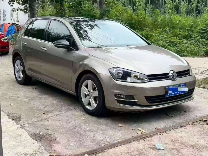 淄博18年大众高尔夫3