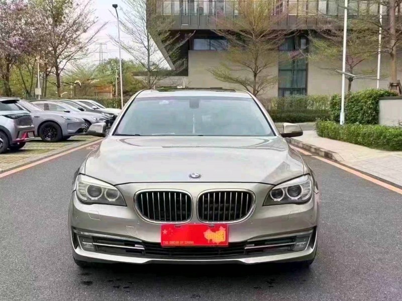 广州14年宝马7系1
