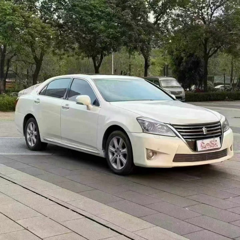 佛山14年丰田皇冠2