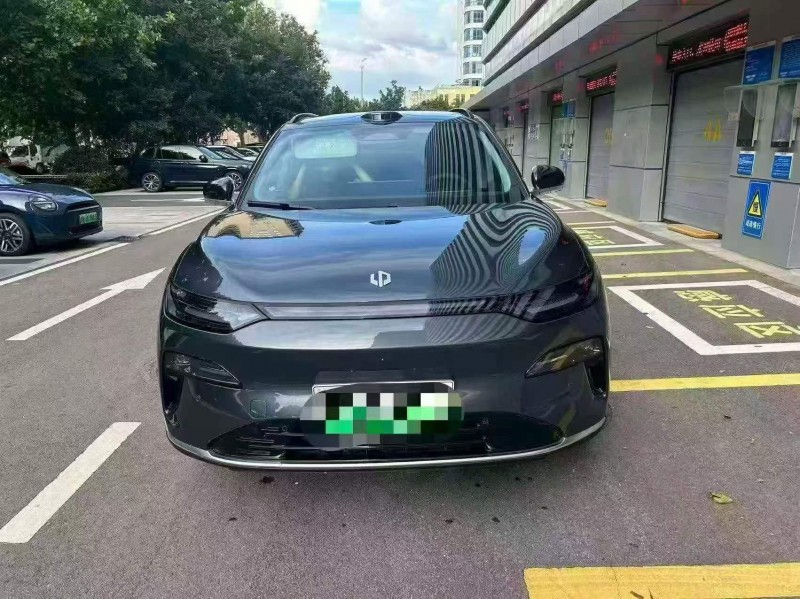 蚌埠25年零跑汽车C111