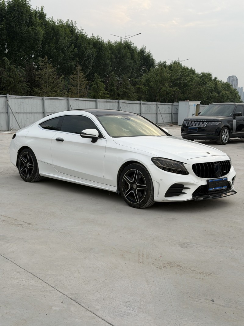 新乡21年奔驰C3