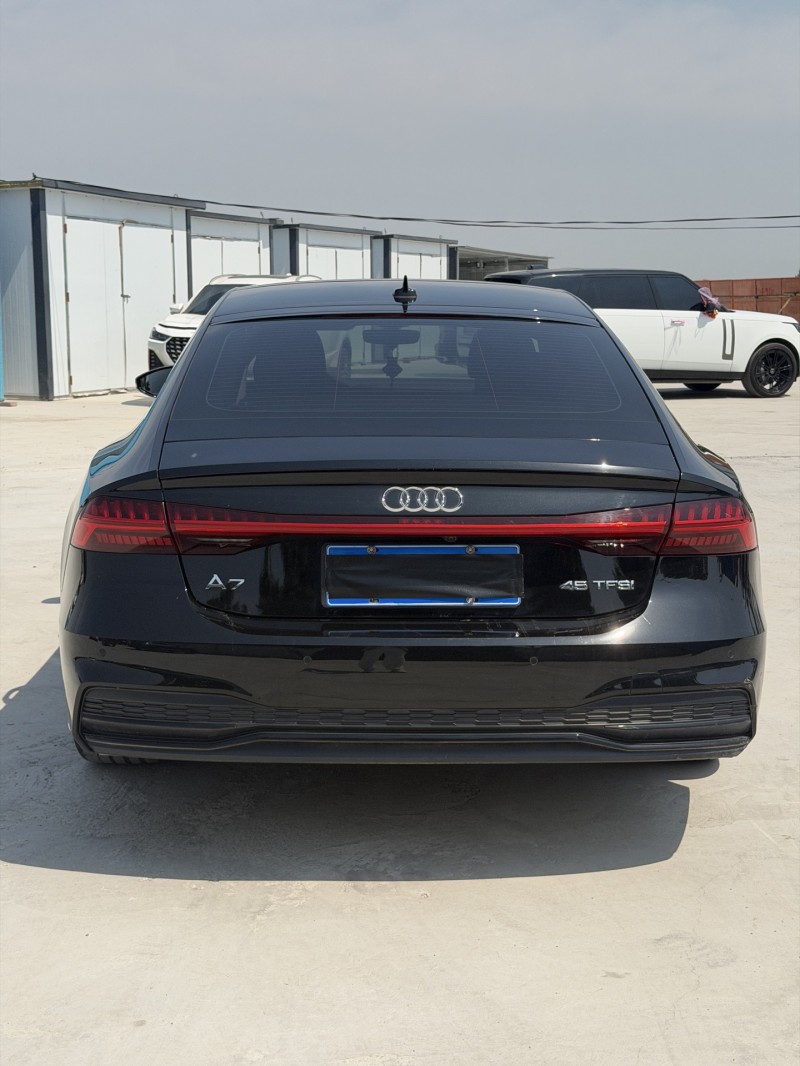 新乡24年奥迪A7L8