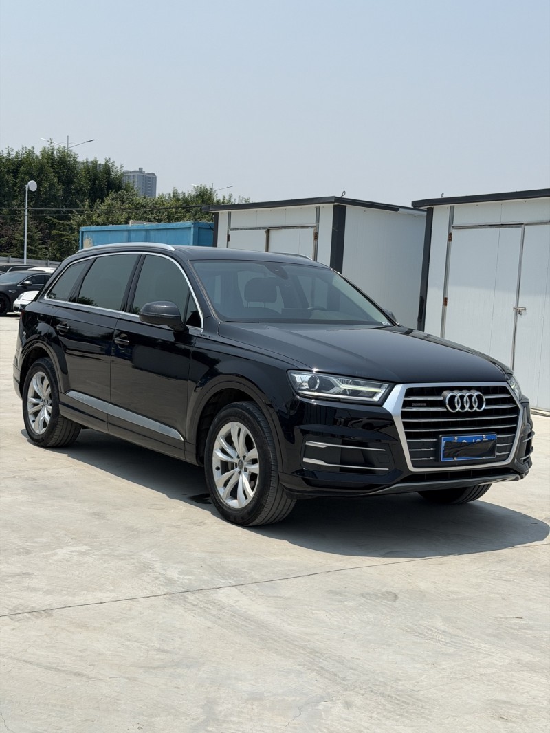 新乡17年奥迪Q72