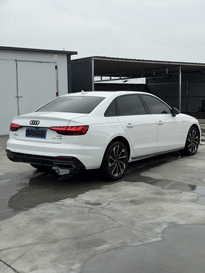 新乡23年奥迪A4L9