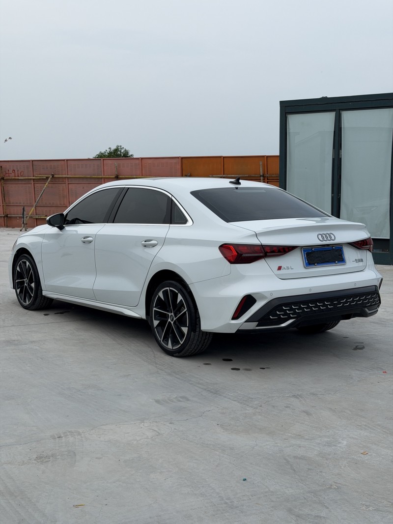 新乡25年奥迪A38