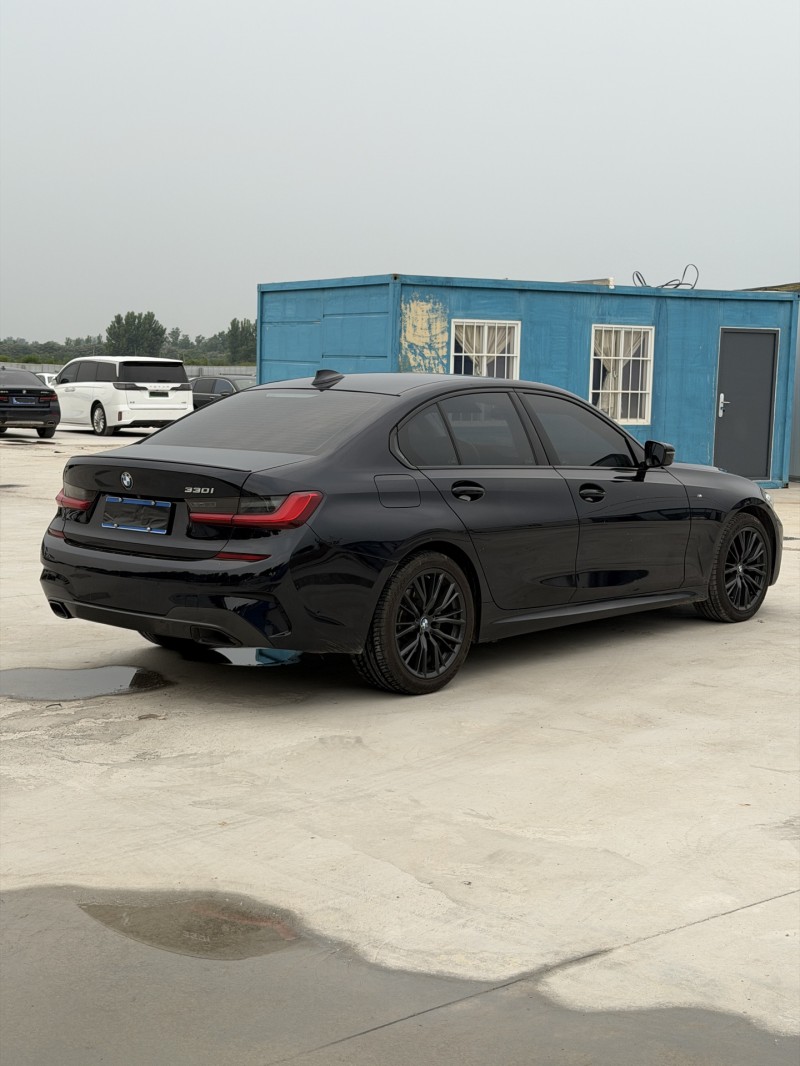 新乡20年宝马3系7