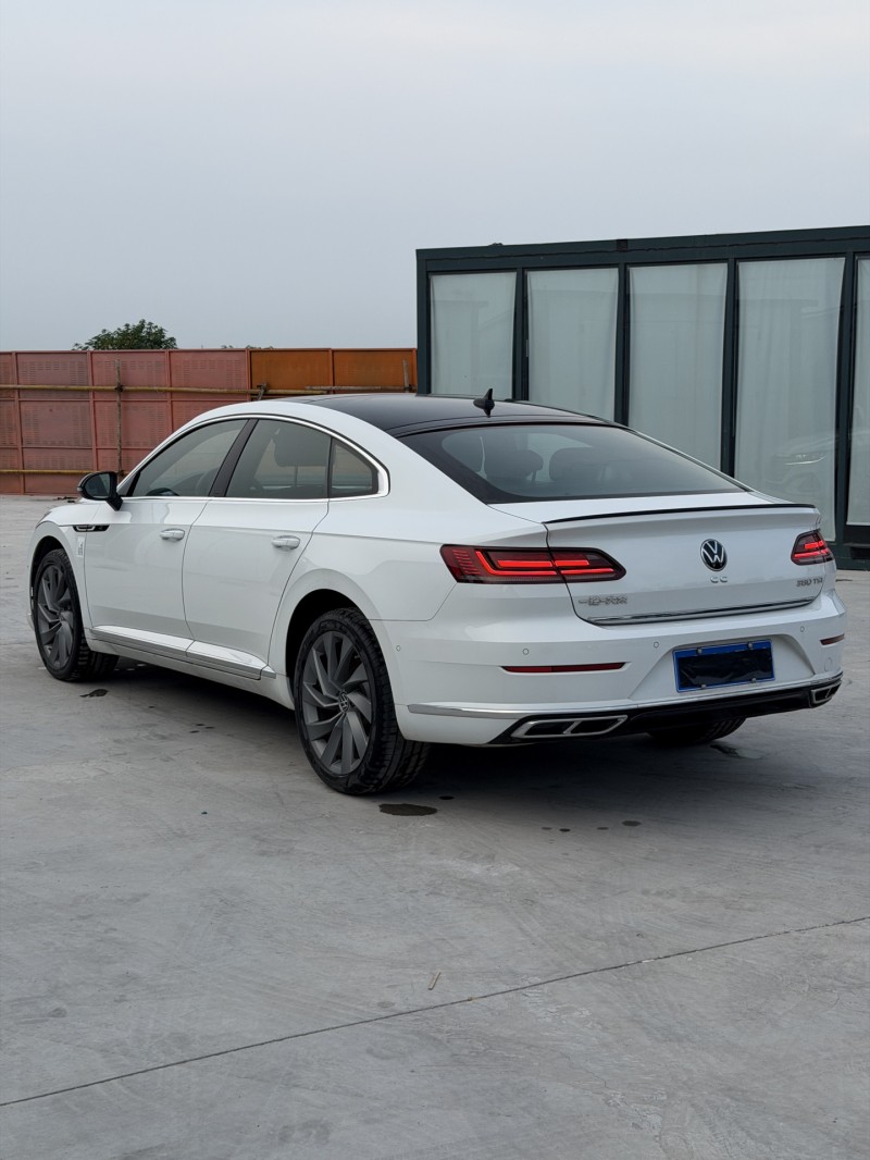 新乡25年大众CC8