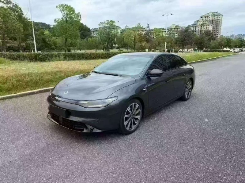 萍乡22年零跑汽车C013