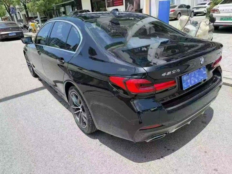 鹰潭22年宝马5系8