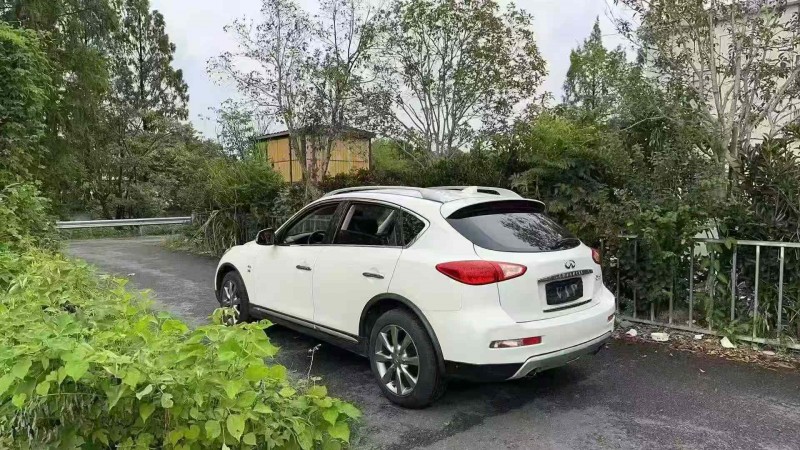 湖州15年英菲尼迪QX506