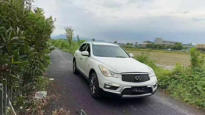 湖州15年英菲尼迪QX509