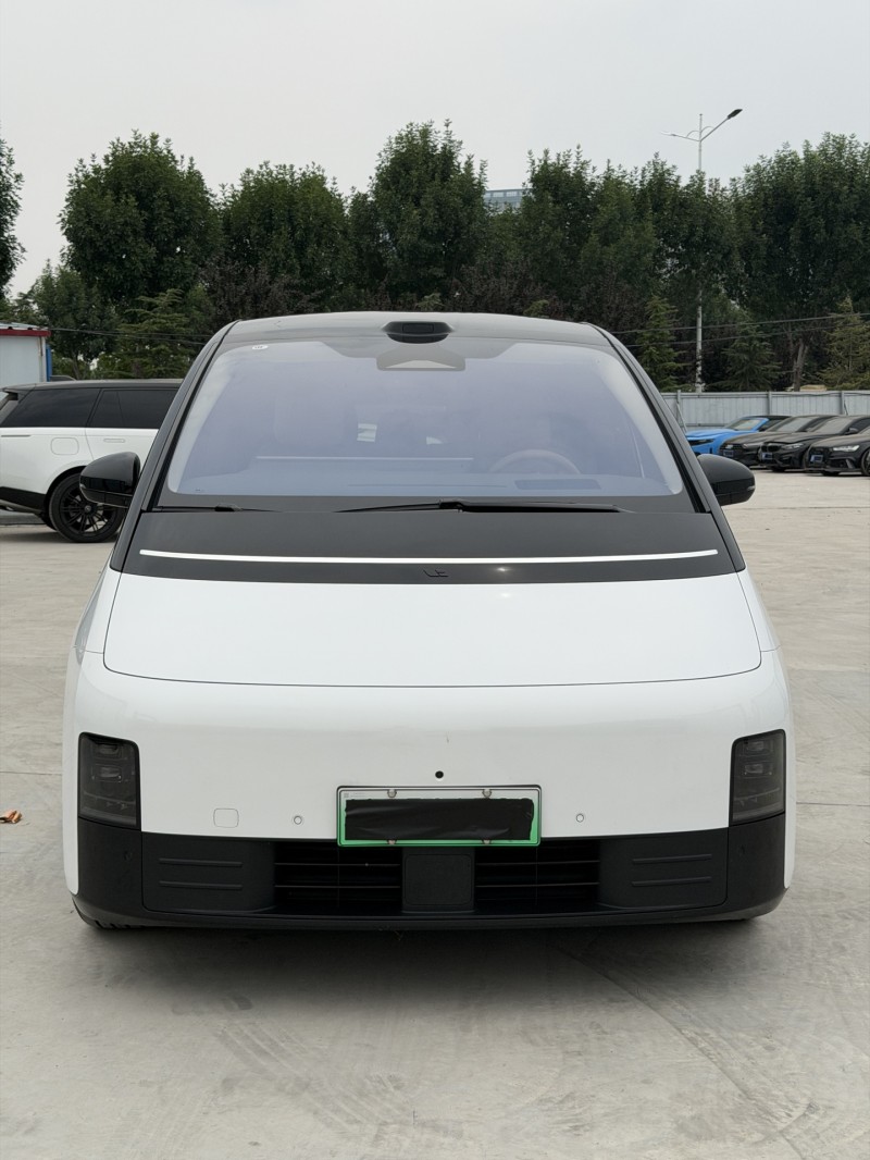 新乡26年理想mega1