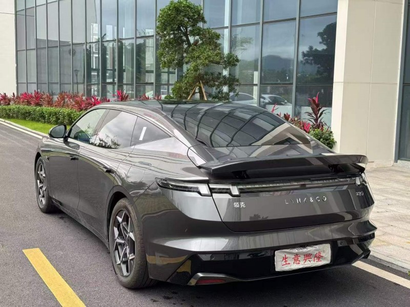 阳江25年领克Z107