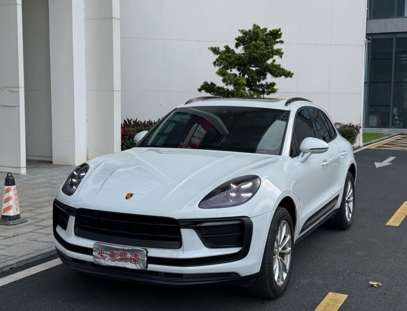 阳江22年保时捷Macan2