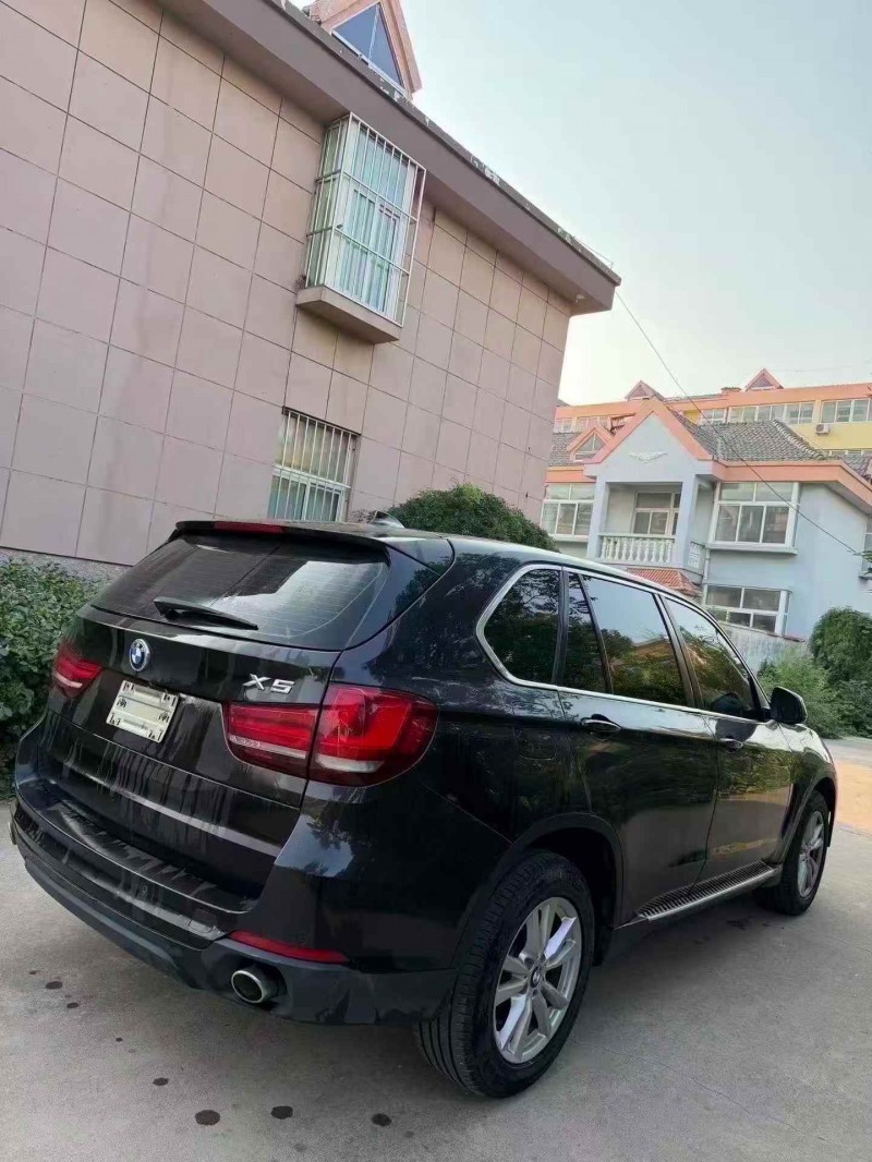 烟台18年宝马X58