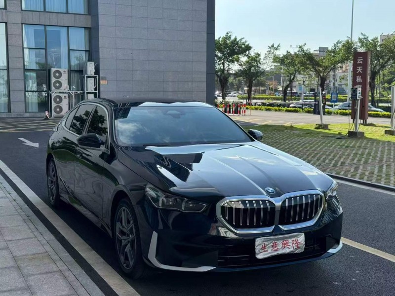 阳江24年宝马5系2