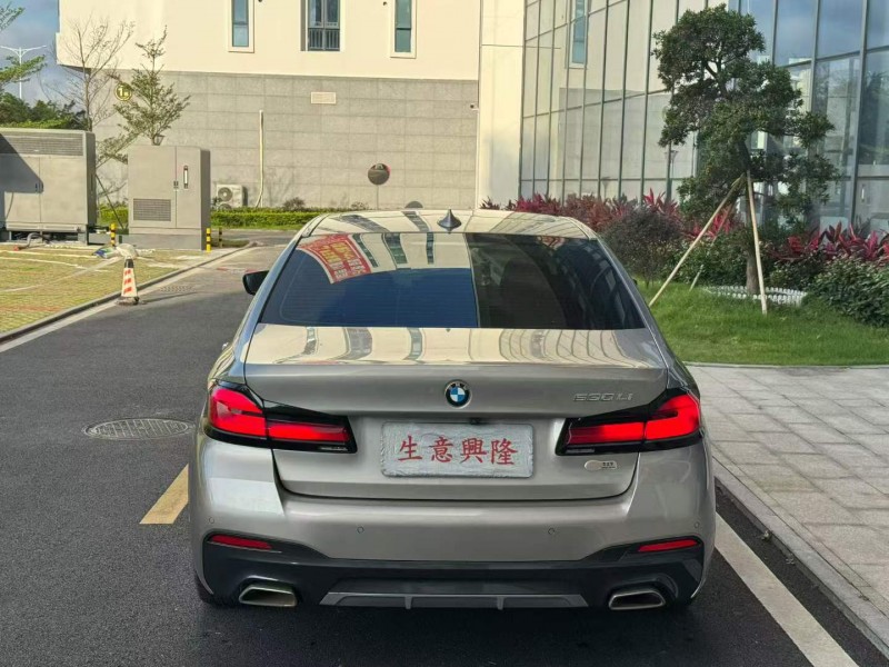阳江21年宝马5系8