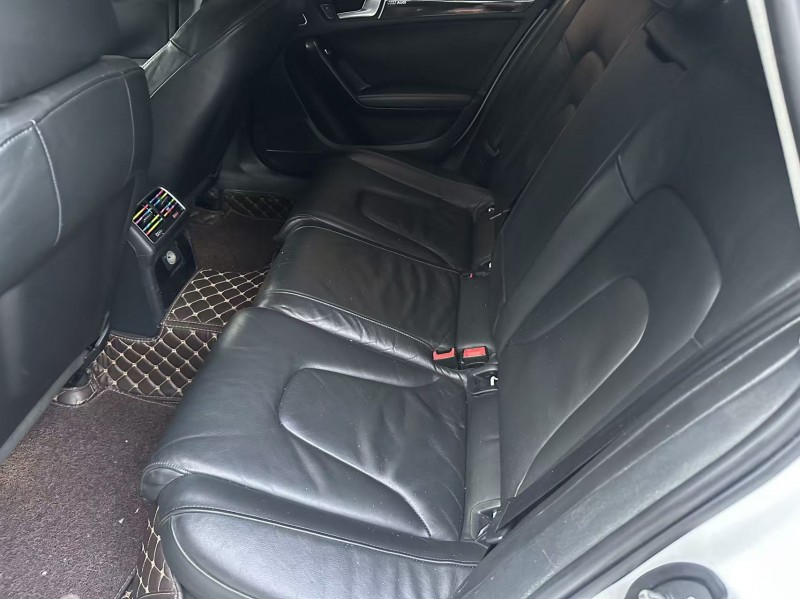 南宁14年奥迪A4L4