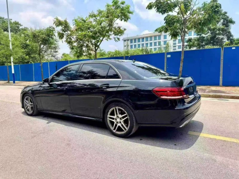 南宁16年奔驰E8