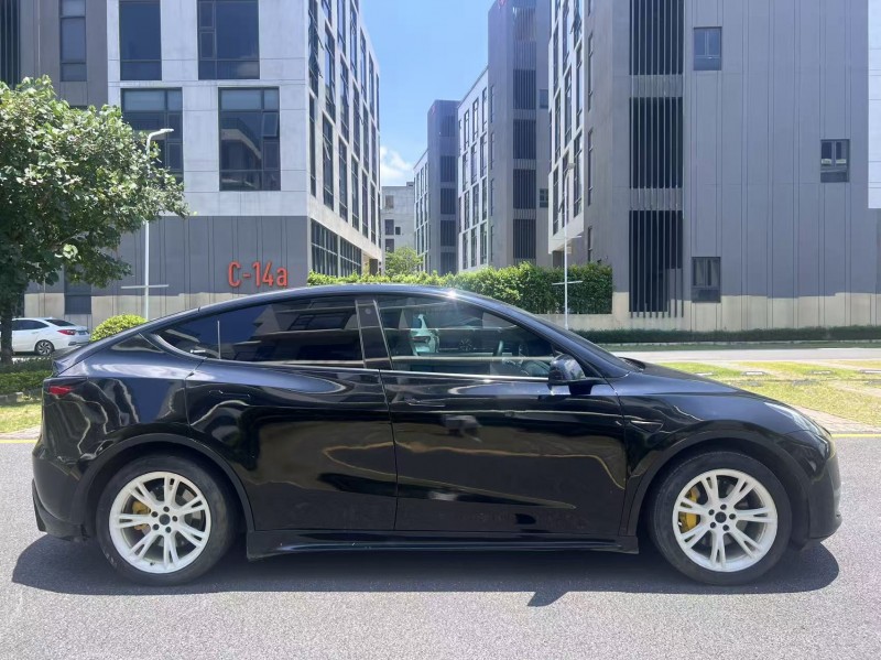 广州21年特斯拉MODEL Y8