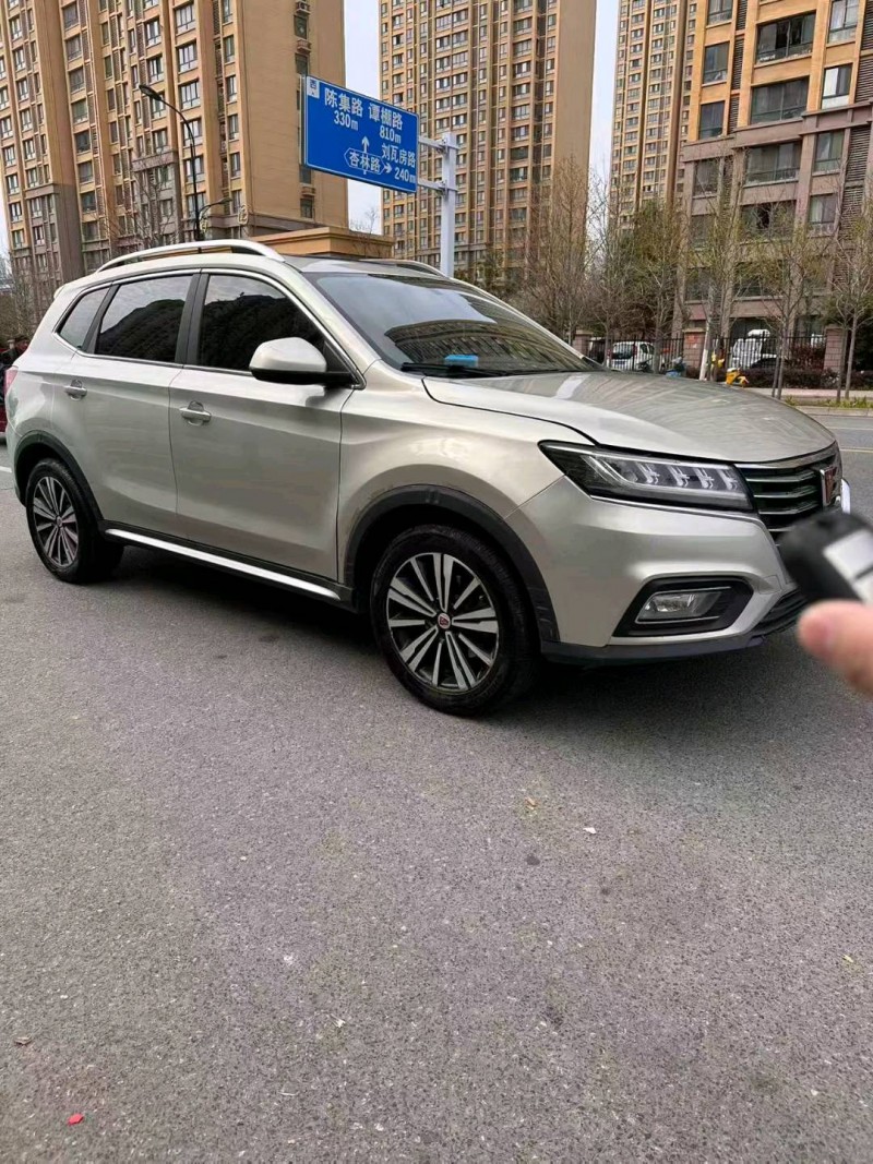 合肥19年荣威RX52