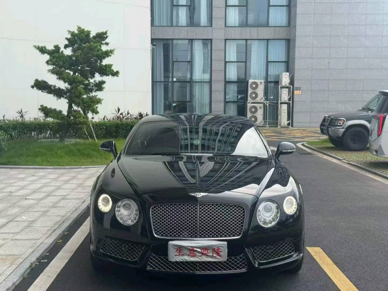 阳江13年宾利欧陆1