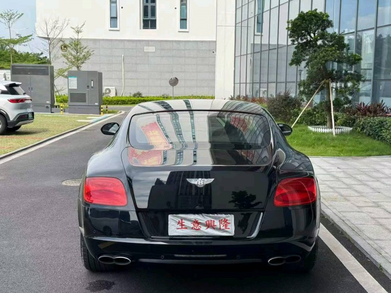 阳江13年宾利欧陆7
