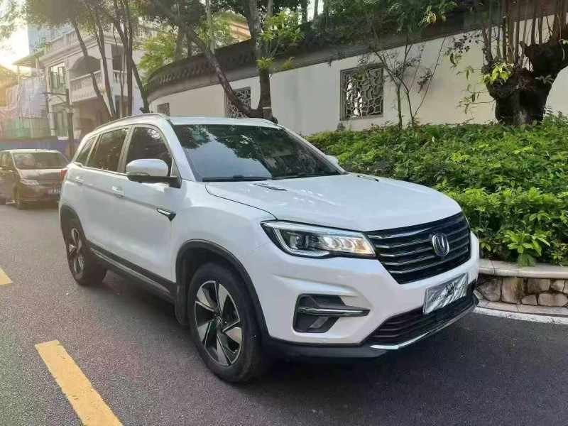 珠海19年长安汽车CS752