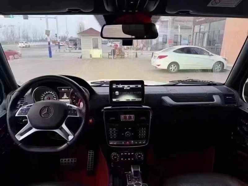青岛18年奔驰AMG6
