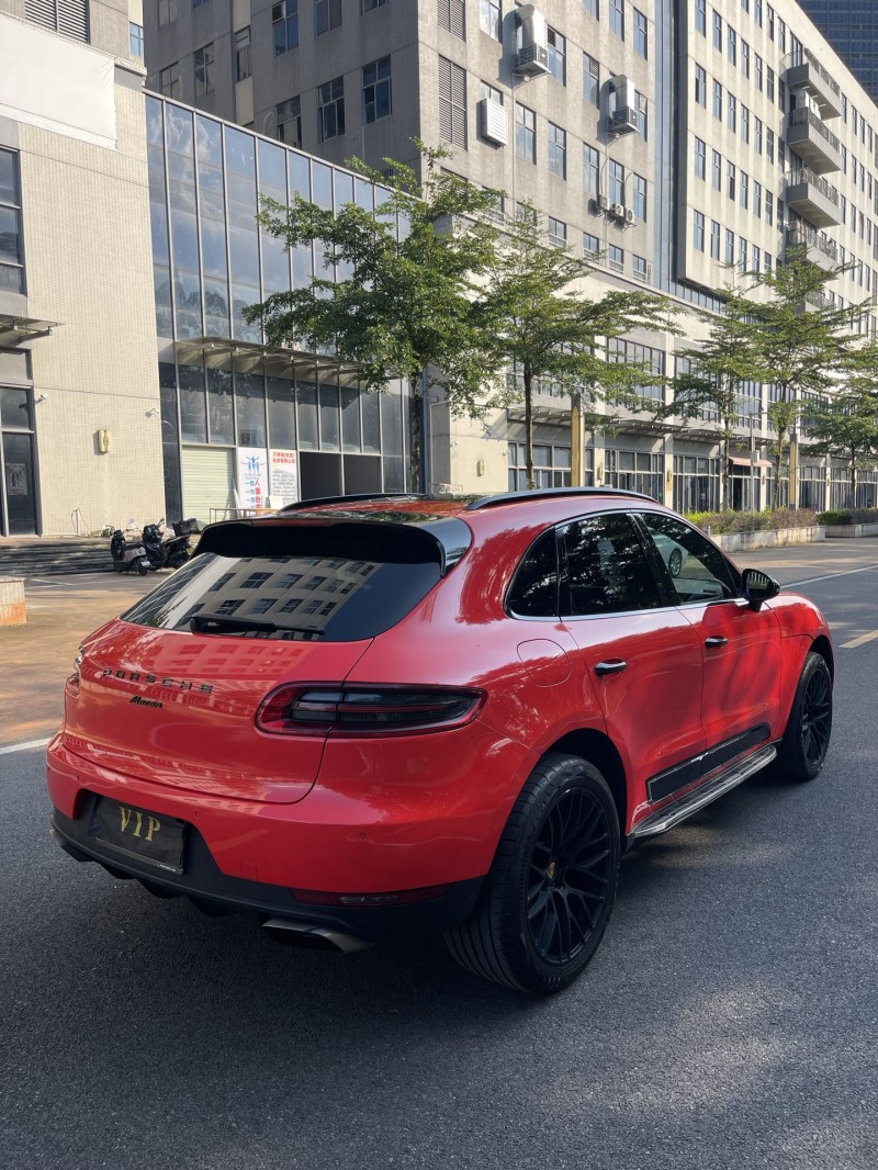 东莞15年保时捷Macan3