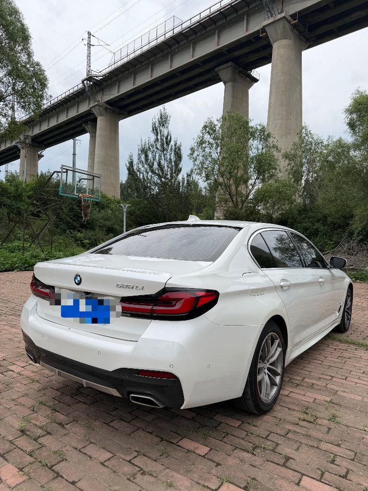 哈尔滨22年宝马5系5