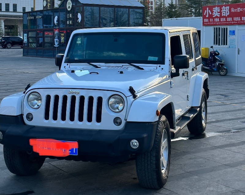 拉萨15年Jeep牧马人1
