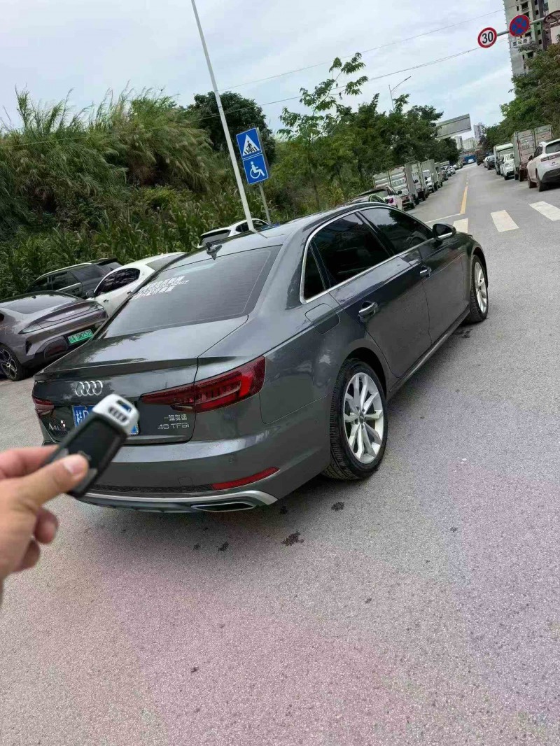 南宁20年奥迪A4L8