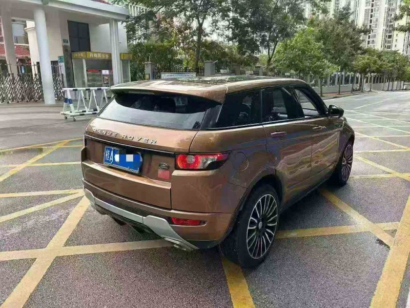 南宁14年路虎极光8