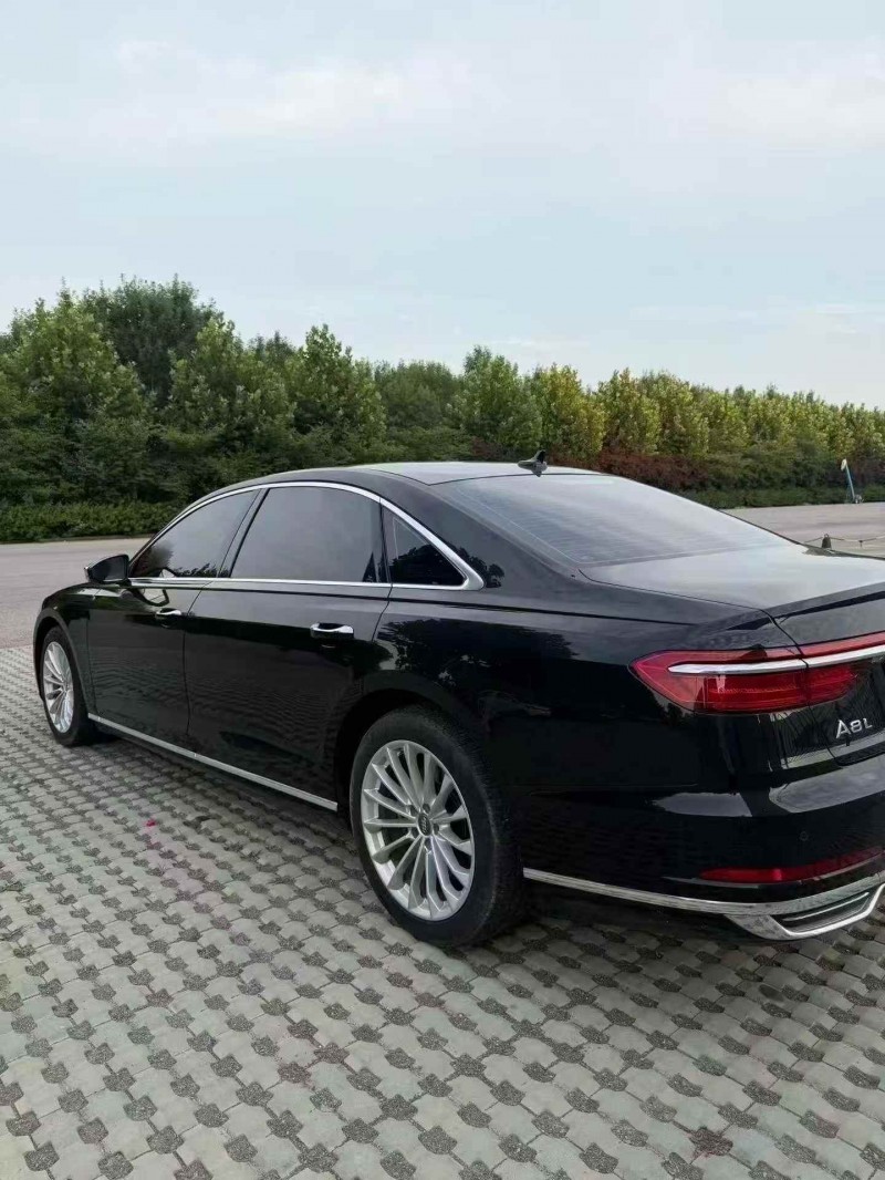 烟台20年奥迪A8L7