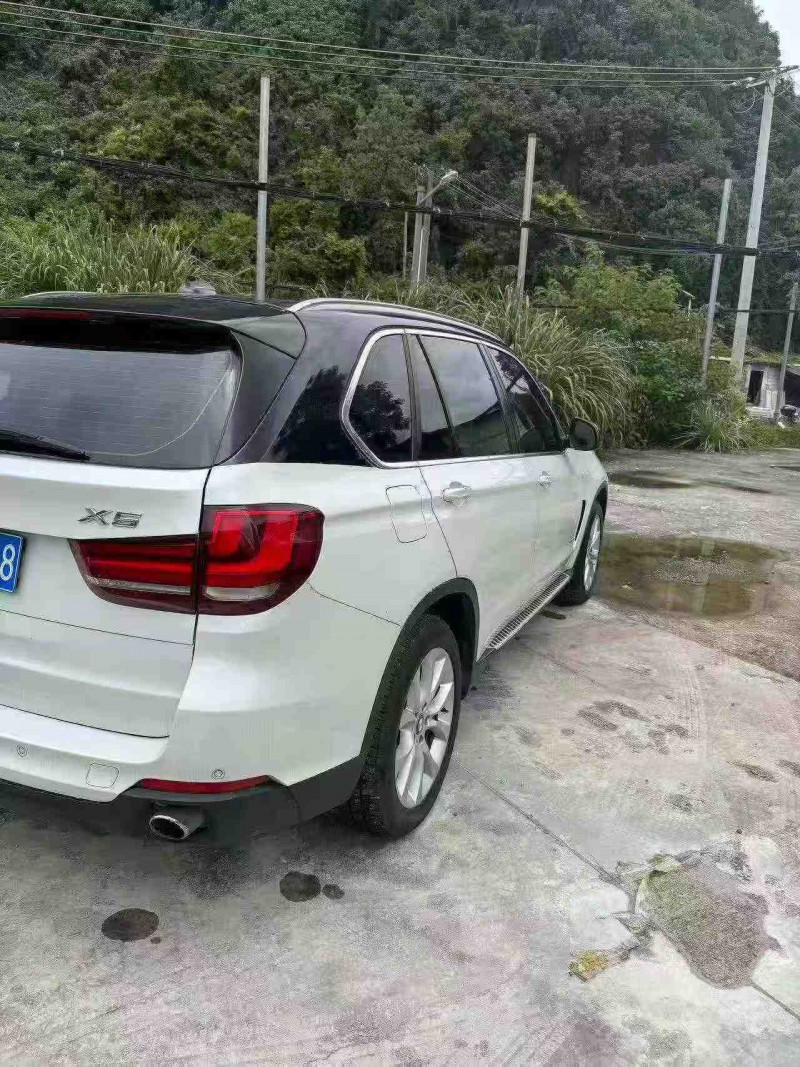 桂林15年宝马X57