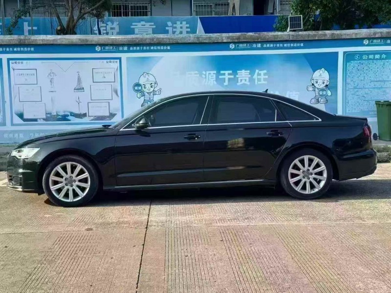柳州17年奥迪A6L8