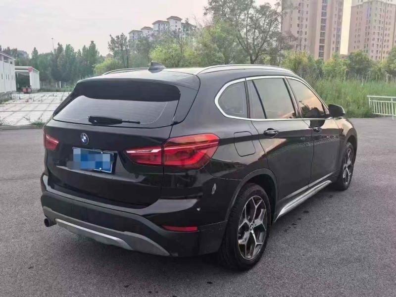 天津19年宝马X18