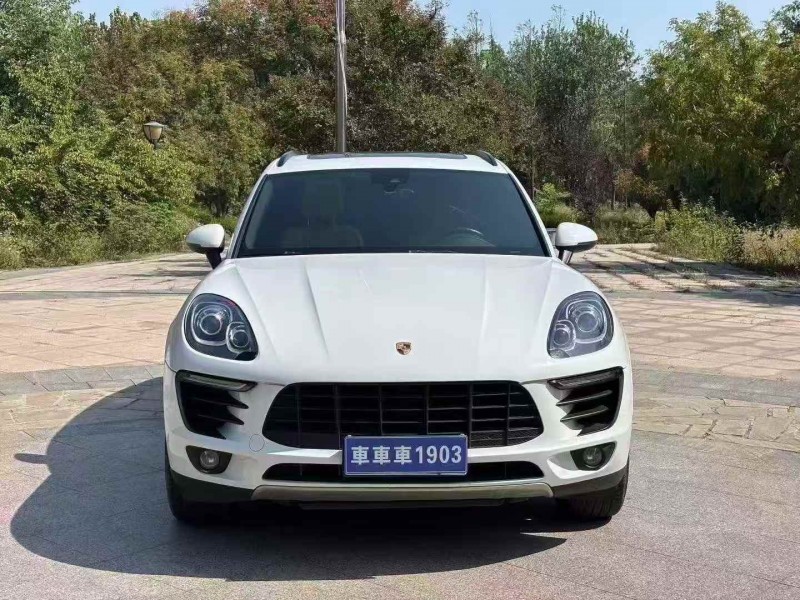 淄博17年保时捷Macan1