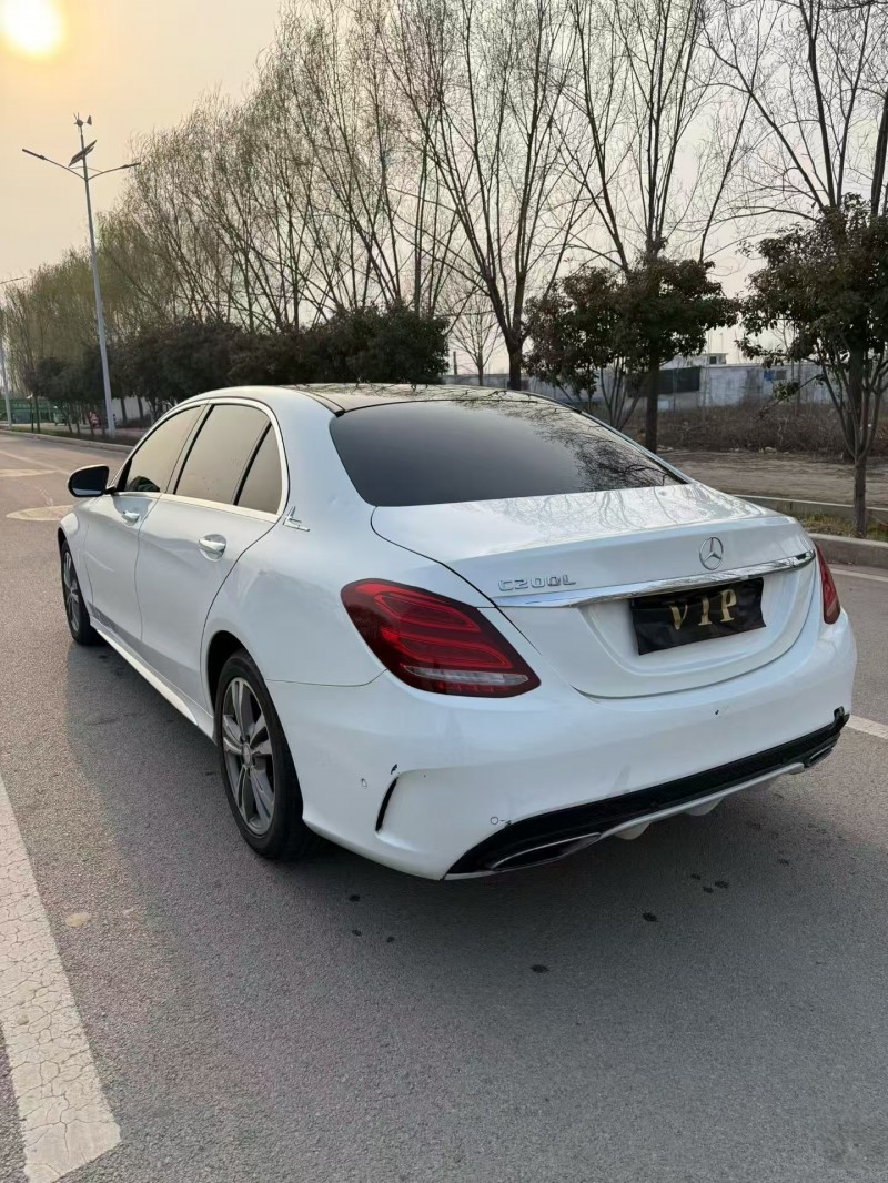 枣庄17年奔驰C8