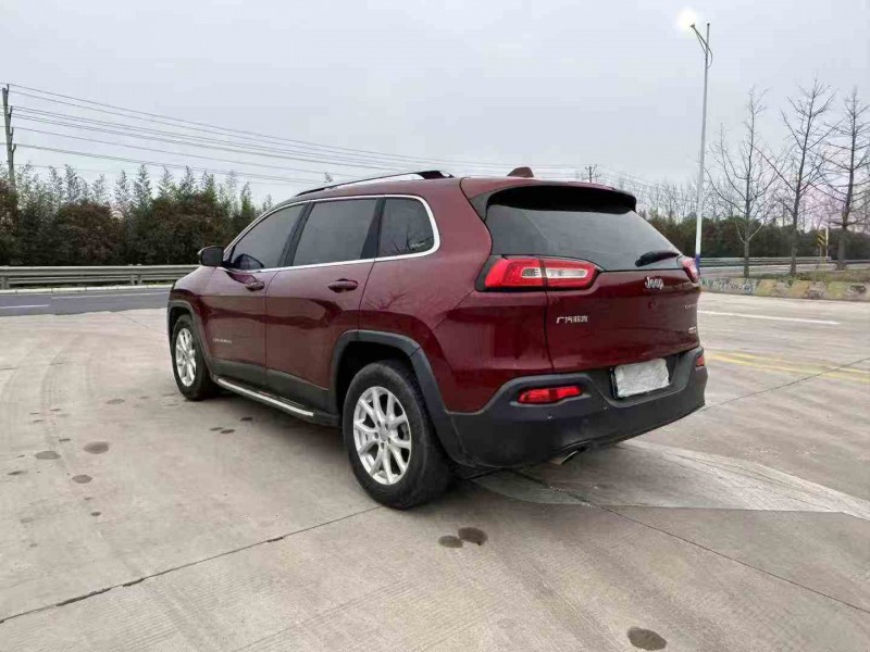 徐州16年Jeep自由光6