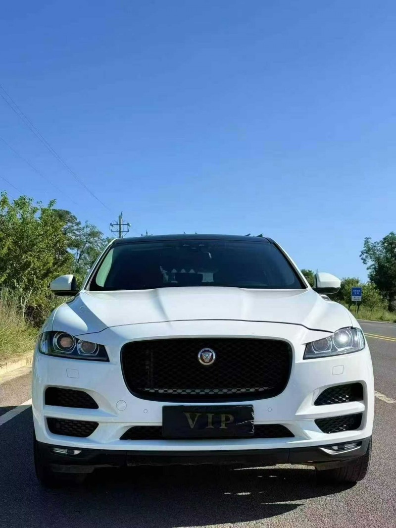 丽江17年捷豹F-PACE1