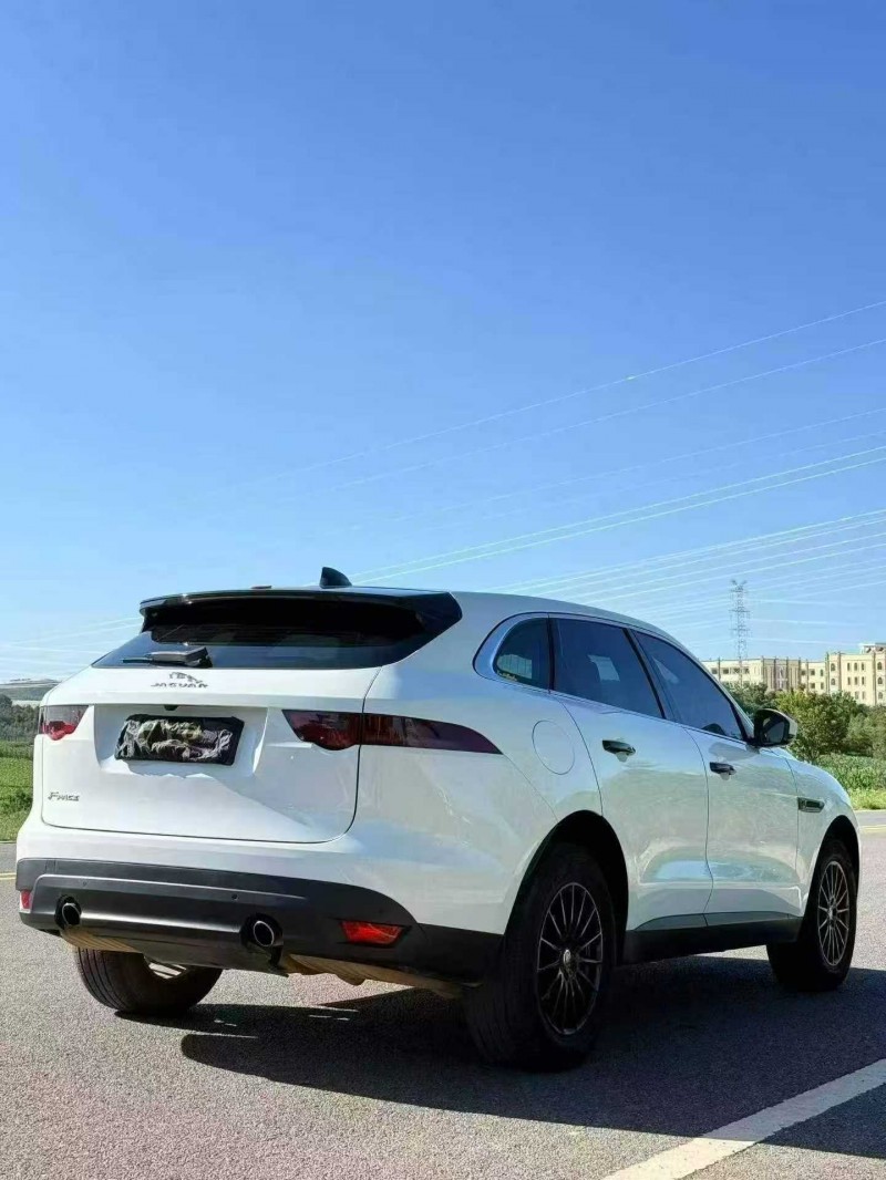 丽江17年捷豹F-PACE5