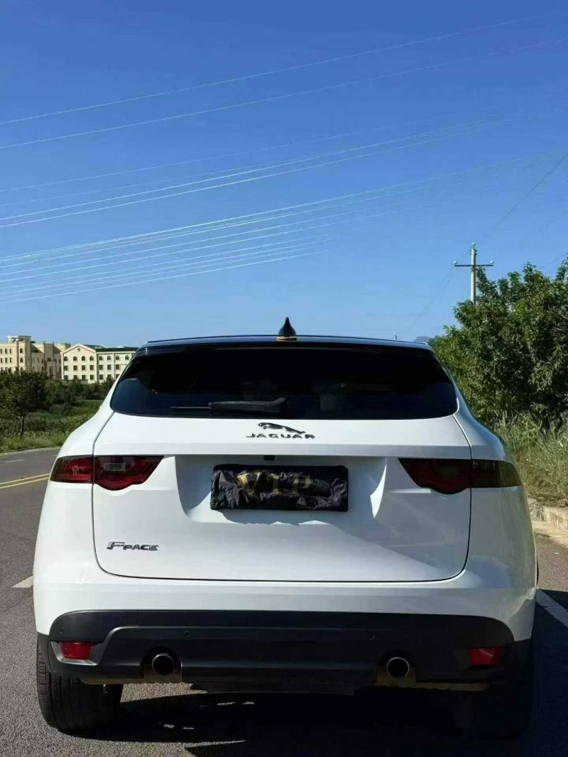 丽江17年捷豹F-PACE9