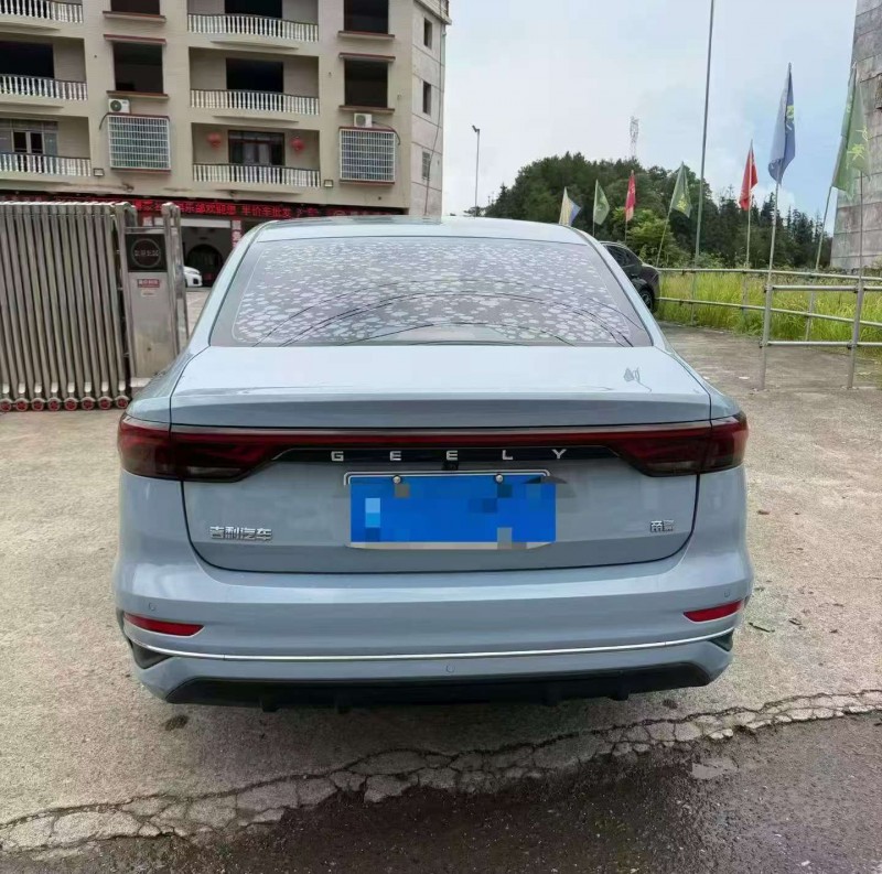 湘潭23年吉利帝豪9