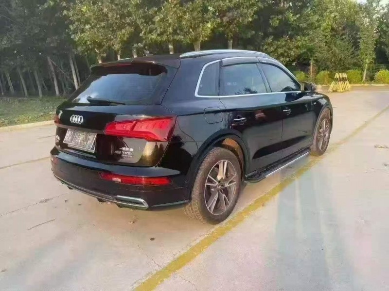 濰坊20年奧迪Q58