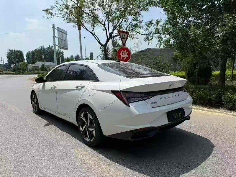 新乡24年现代伊兰特7