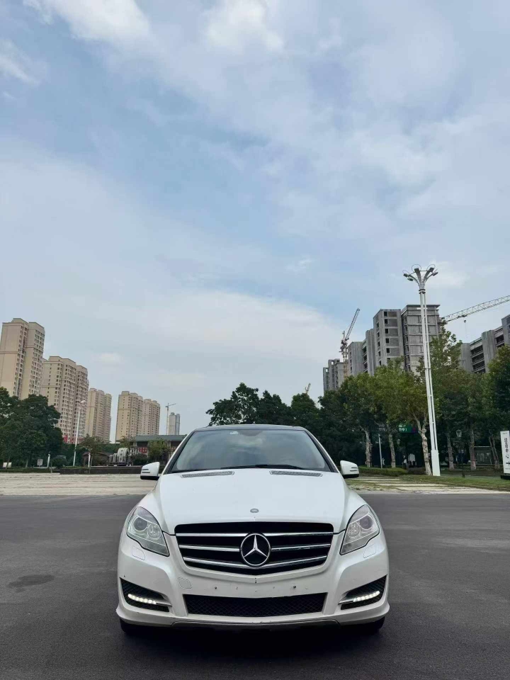 徐州14年奔驰R1